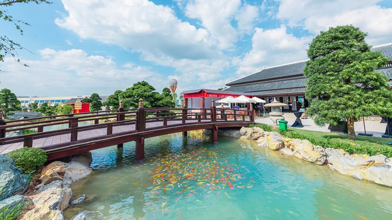 Hồ cá chép vườn Nhật